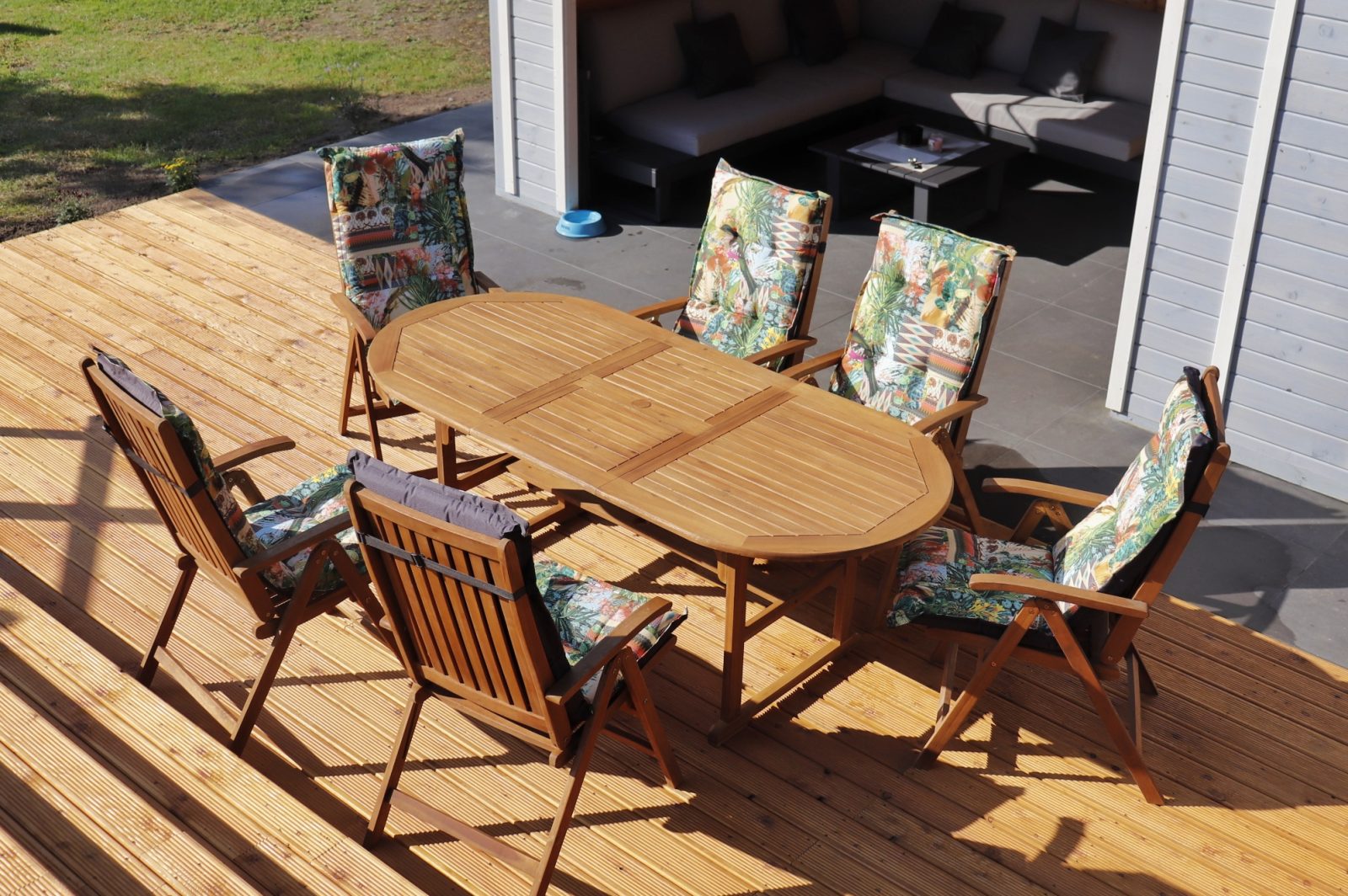 Ovális asztal garnitúra BE743 párna