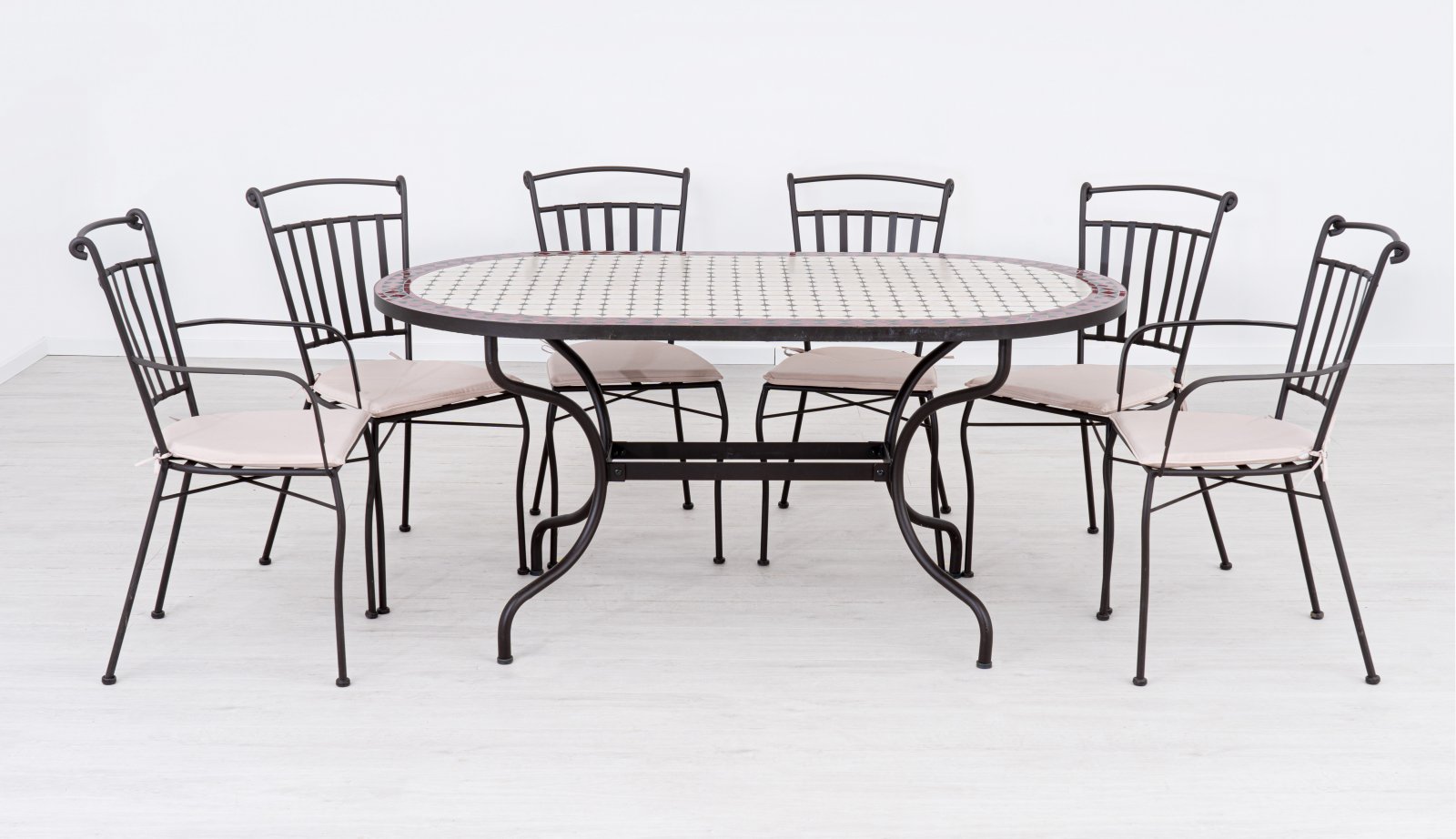 Fém kerti bútor mozaiklapos asztallal