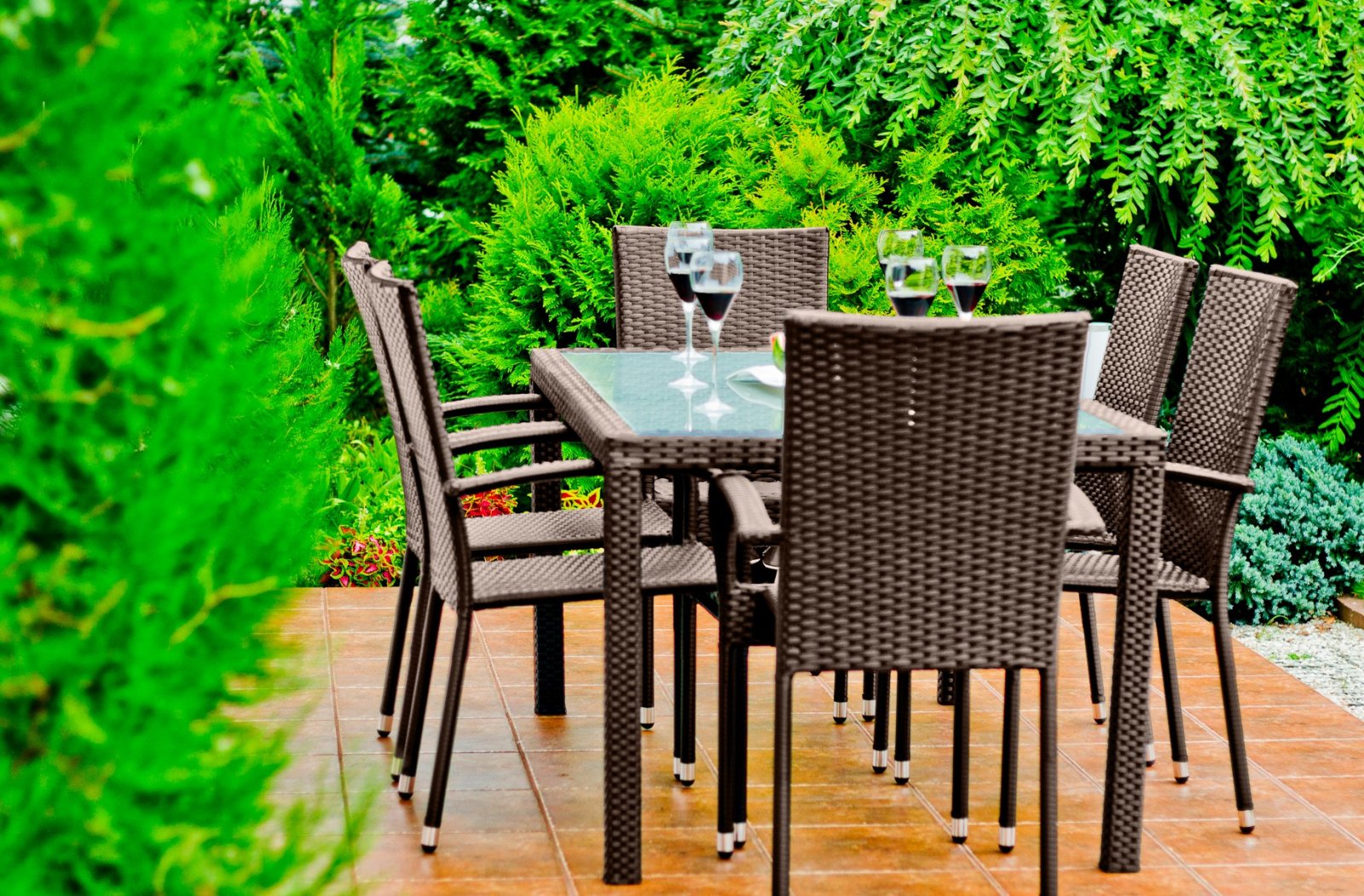 Rattan étkező kerti bútor Avvicente